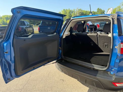 Used 2019 Ford EcoSport SE w/ SE Convenience Package image 20