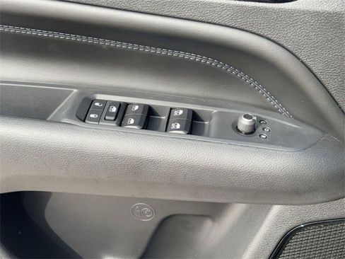 New 2026 Jeep Compass Latitude image 19