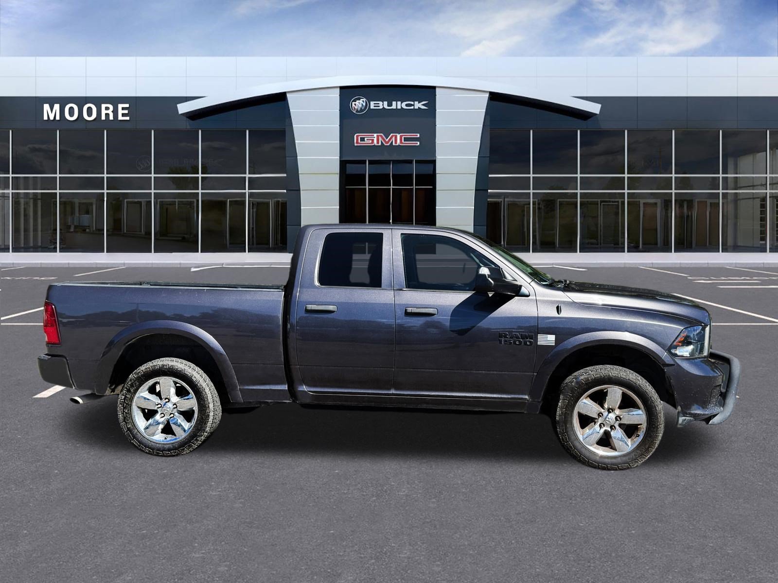 Used 2018 RAM 1500 Express w/ Express Value Package AWD/4WD image 2