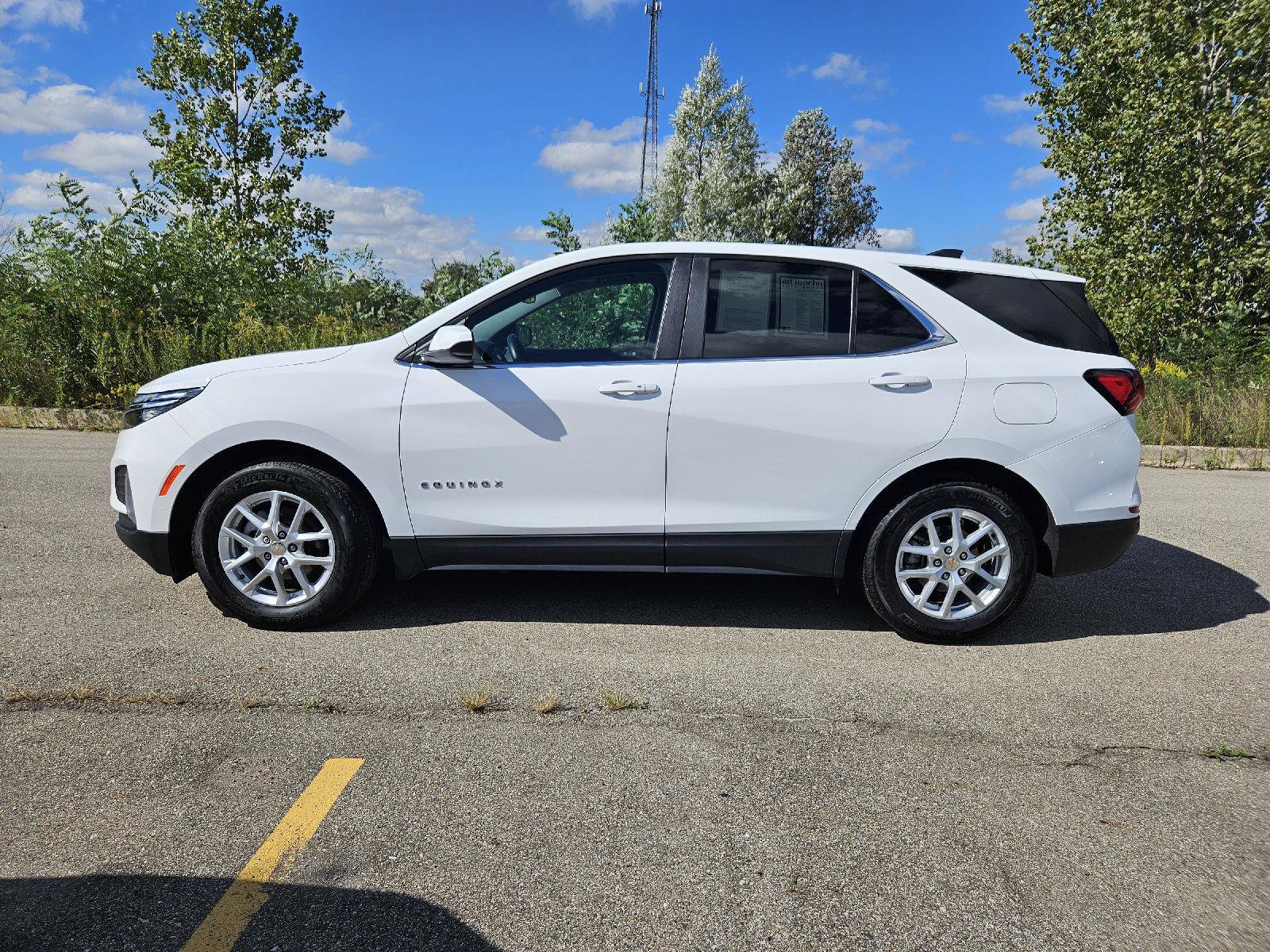 Used 2024 Chevrolet Equinox LT FWD image 4