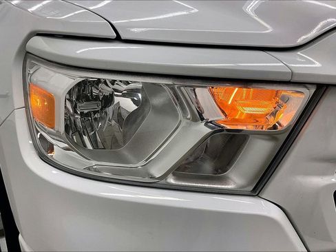 Used 2023 RAM 1500 Big Horn AWD/4WD image 31
