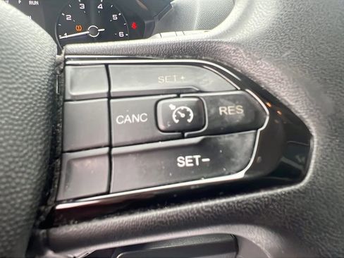 Used 2023 RAM ProMaster 2500 FWD image 12