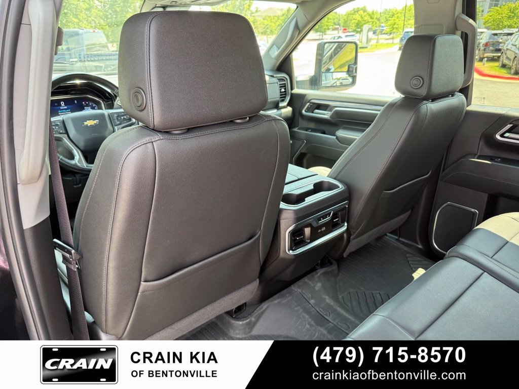 Used 2024 Chevrolet Silverado 2500 LTZ w/ LTZ Premium Package AWD/4WD image 25