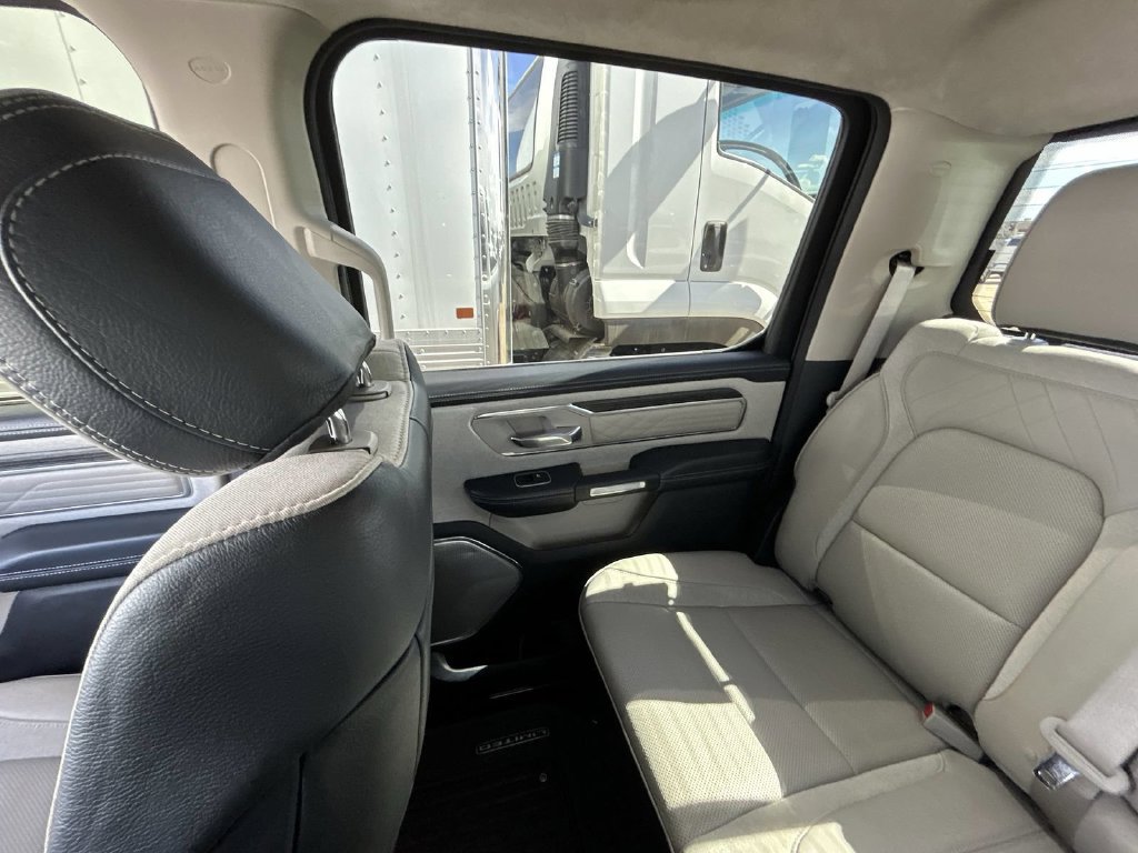 Used 2023 RAM 1500 Limited AWD/4WD image 4