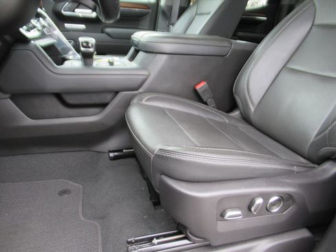 Used 2024 GMC Sierra 1500 Denali image 19