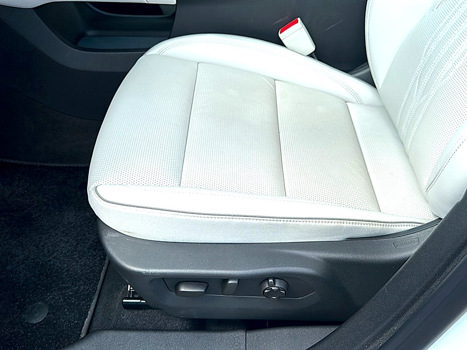 New 2026 Buick Envision Avenir AWD/4WD image 12