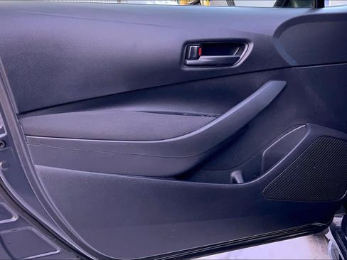 Used 2023 Toyota Corolla LE w/ LE Convenience Package image 22