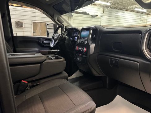 Used 2021 GMC Sierra 2500 SLE w/ SLE Value Package; AWD/4WD image 26