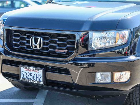 Used 2014 Honda Ridgeline Sport image 17
