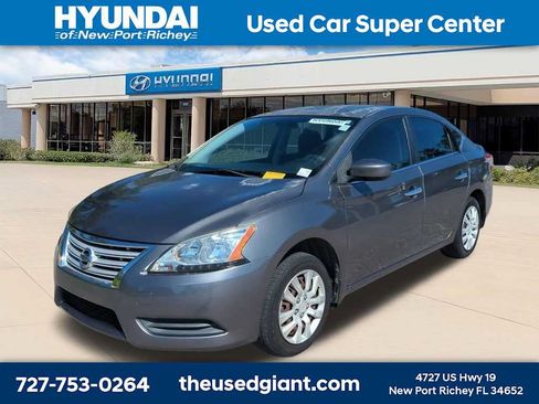 Used 2015 Nissan Sentra S FWD image 1