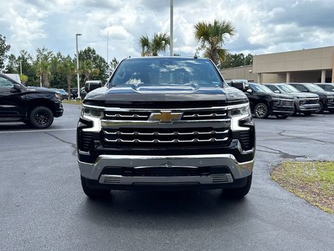 Used 2025 Chevrolet Silverado 1500 LTZ w/ LTZ Premium Package AWD/4WD image 2