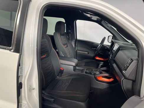 Used 2024 Nissan Frontier Pro-X image 27