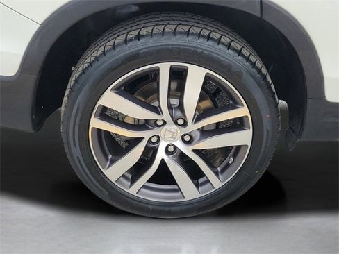 Used 2016 Honda Pilot Elite image 34