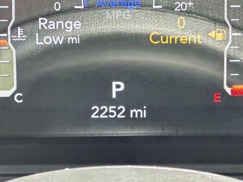 Used 2025 Jeep Wrangler Unlimited Rubicon 392 AWD/4WD image 15
