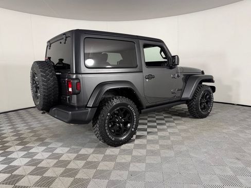 Used 2022 Jeep Wrangler Sport AWD/4WD image 7