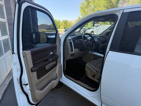 Used 2012 RAM 3500 Big Horn RWD image 17