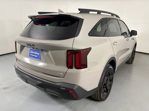 New 2026 Kia Sorento SX AWD/4WD image 8