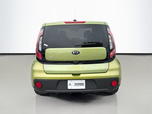Used 2019 Kia Soul Base image 4