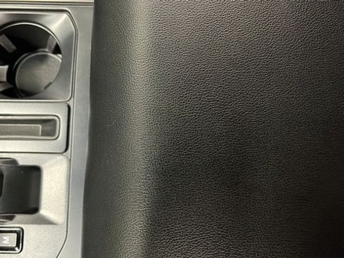 Used 2024 Ford F150 Lariat AWD/4WD image 19