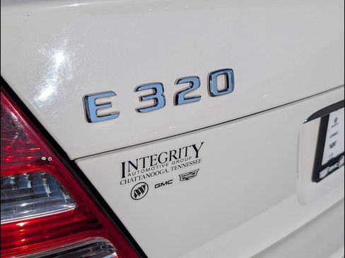 Used 2004 Mercedes-Benz E 320 Sedan image 23
