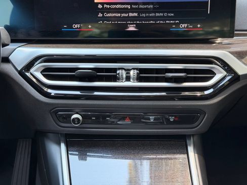 Used 2023 BMW 330i Sedan w/ Driving Assistance Package RWD image 19