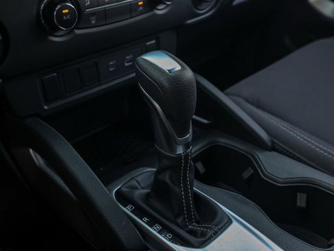 Certified 2023 Nissan Frontier SV image 30