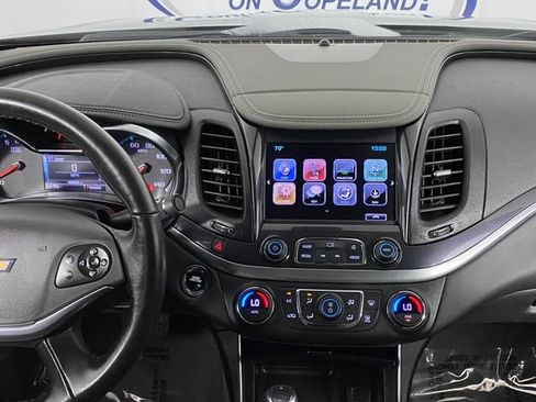 Certified 2018 Chevrolet Impala LT FWD image 19