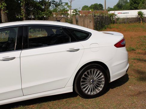 Used 2014 Ford Fusion Titanium image 10