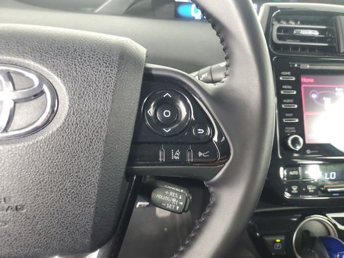 Used 2020 Toyota Prius Prime LE image 17