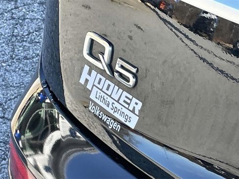 Used 2022 Audi Q5 2.0T Premium image 11