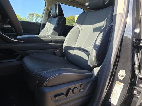 New 2025 INFINITI QX80 Sensory w/ Exterior Package image 29