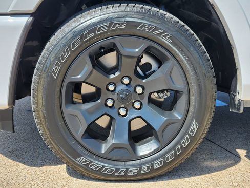 Used 2025 RAM 1500 Lone Star RWD image 21