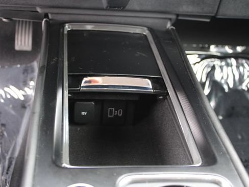 Used 2023 Lincoln Corsair Reserve FWD image 32