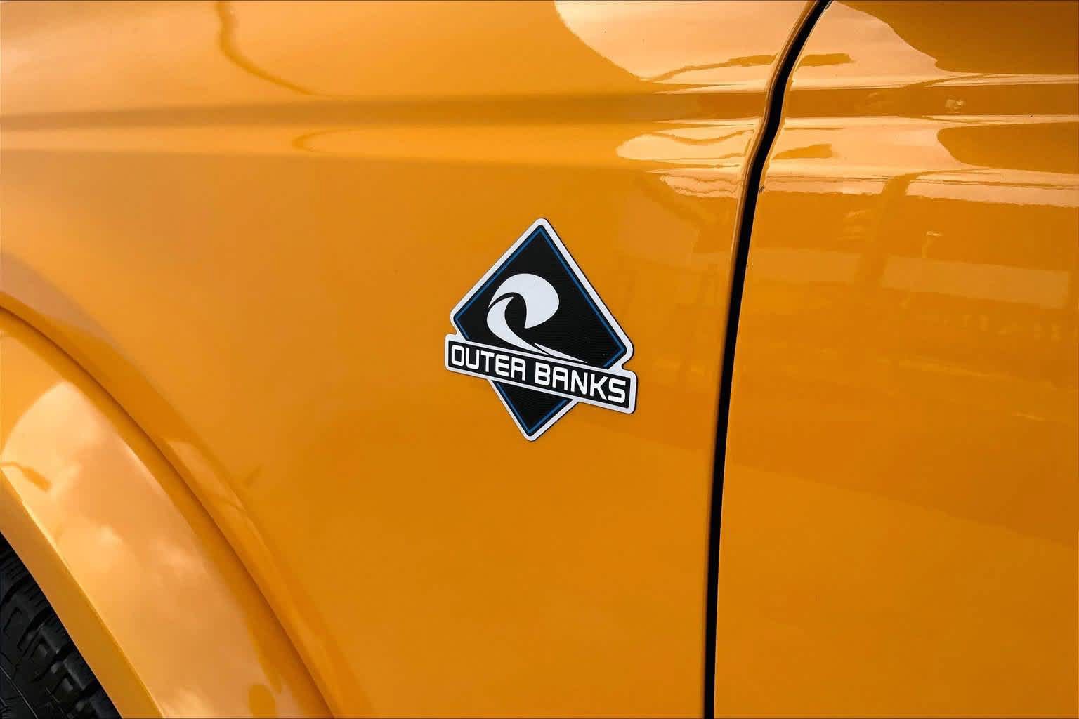 Used 2021 Ford Bronco Outer Banks AWD/4WD image 5