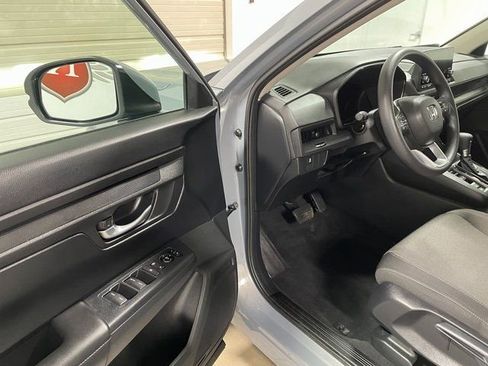 Used 2024 Honda CR-V LX image 10