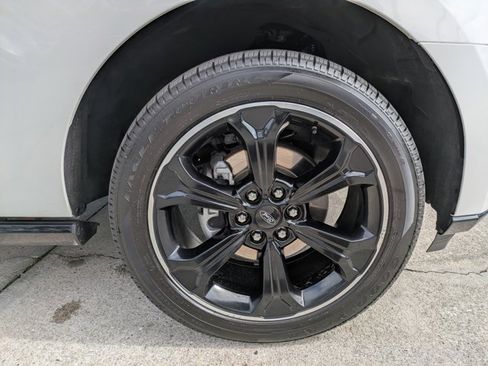 Certified 2022 Ford Expedition Max Limited image 11