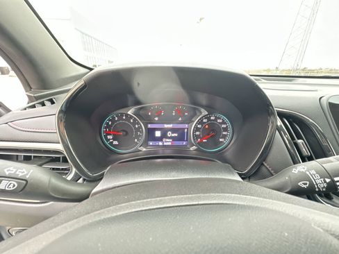 Used 2022 Chevrolet Equinox RS w/ RS Leather Package AWD/4WD image 12