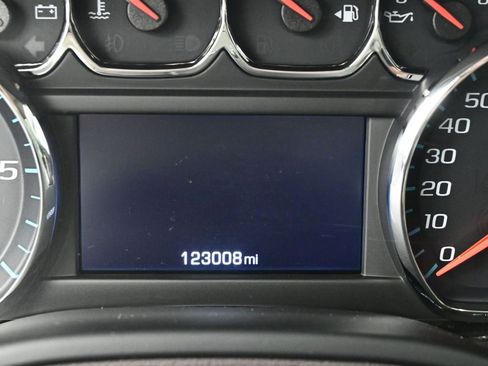 Used 2020 GMC Yukon SLT w/ Open Road Package image 15