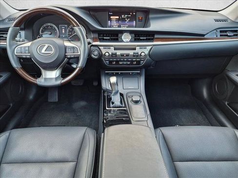 Used 2017 Lexus ES 350 w/ Premium Package FWD image 18