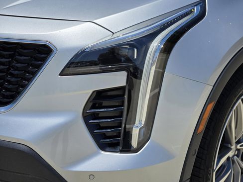 Used 2020 Cadillac XT4 Sport FWD image 28
