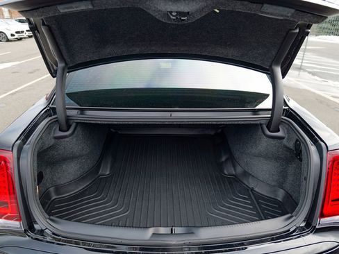 Used 2023 Chrysler 300 C image 58