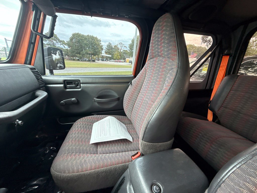 Used 2000 Jeep Wrangler Sport AWD/4WD image 16