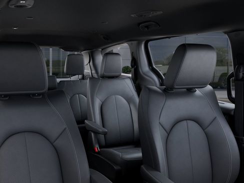 New 2026 Chrysler Pacifica Select FWD image 26