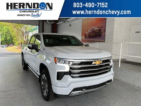 New 2026 Chevrolet Silverado 1500 High Country w/ Technology Package AWD/4WD image 1
