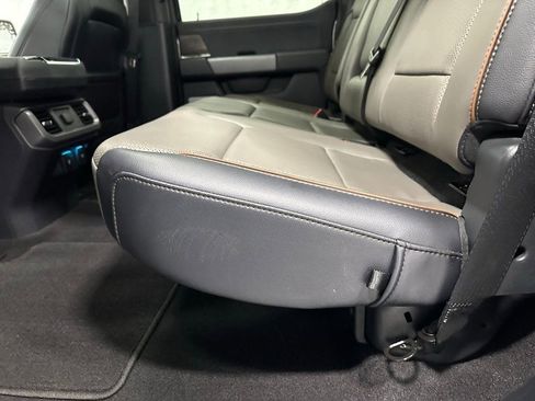 Used 2025 Ford F150 Lariat w/ Equipment Group 501A Mid image 43