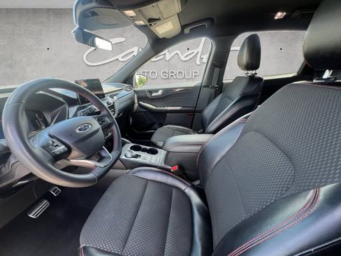 Used 2024 Ford Escape ST-Line FWD image 19