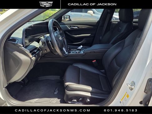 Certified 2025 Cadillac CT5 V w/ Technology Package RWD image 17