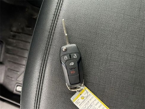 Used 2020 Ford Transit Connect XL image 29