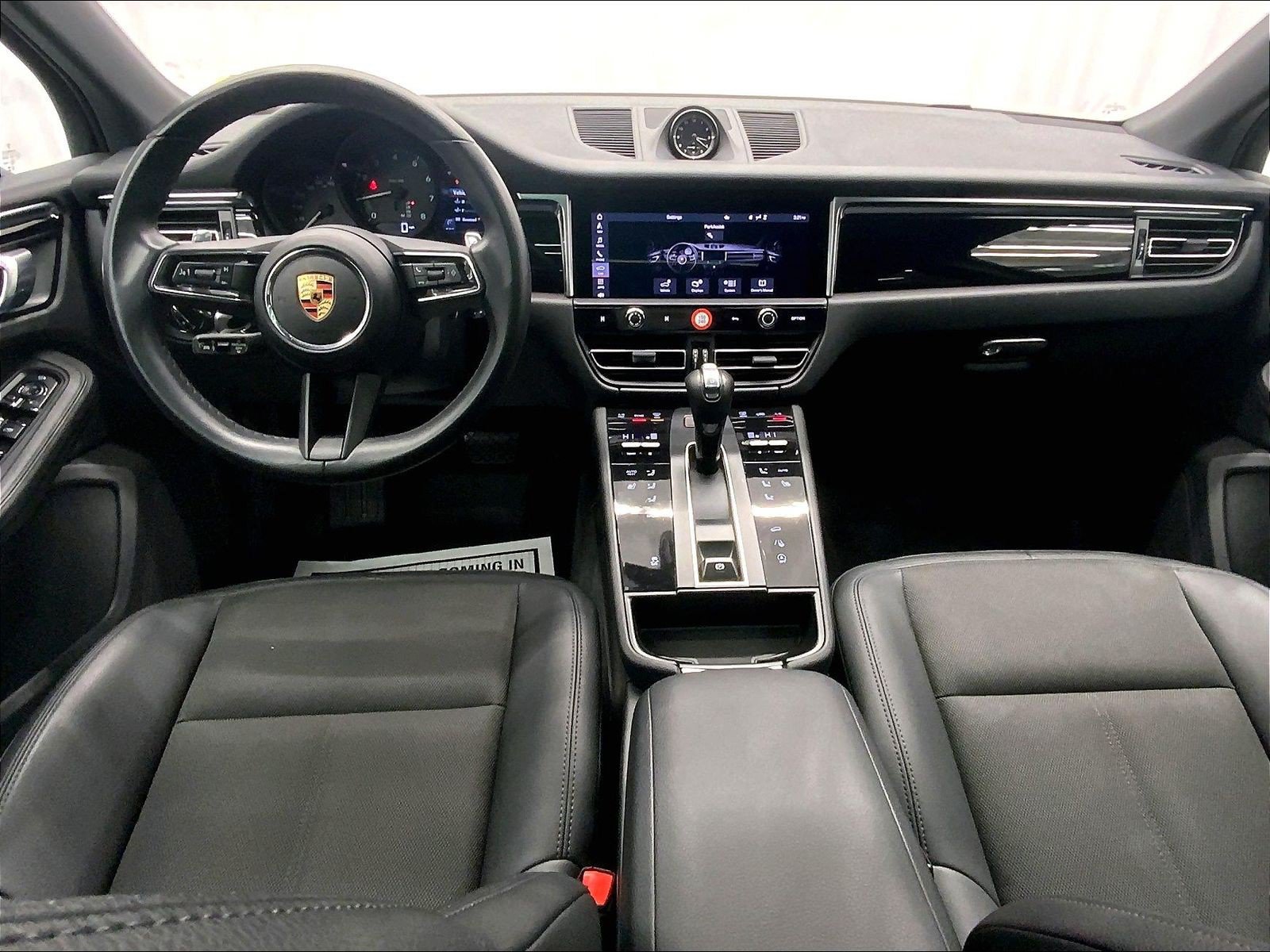 Certified 2023 Porsche Macan AWD/4WD image 14