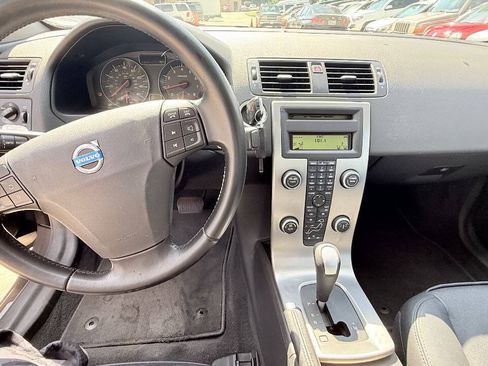Used 2009 Volvo C70 T5 FWD image 65